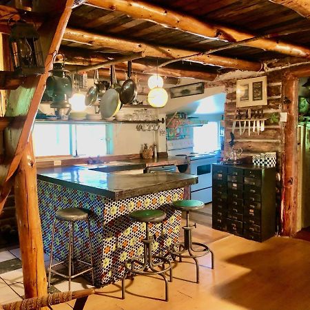 Chalet En Bois Rond Mauricie Saint-Alexis-des-Monts Zewnętrze zdjęcie